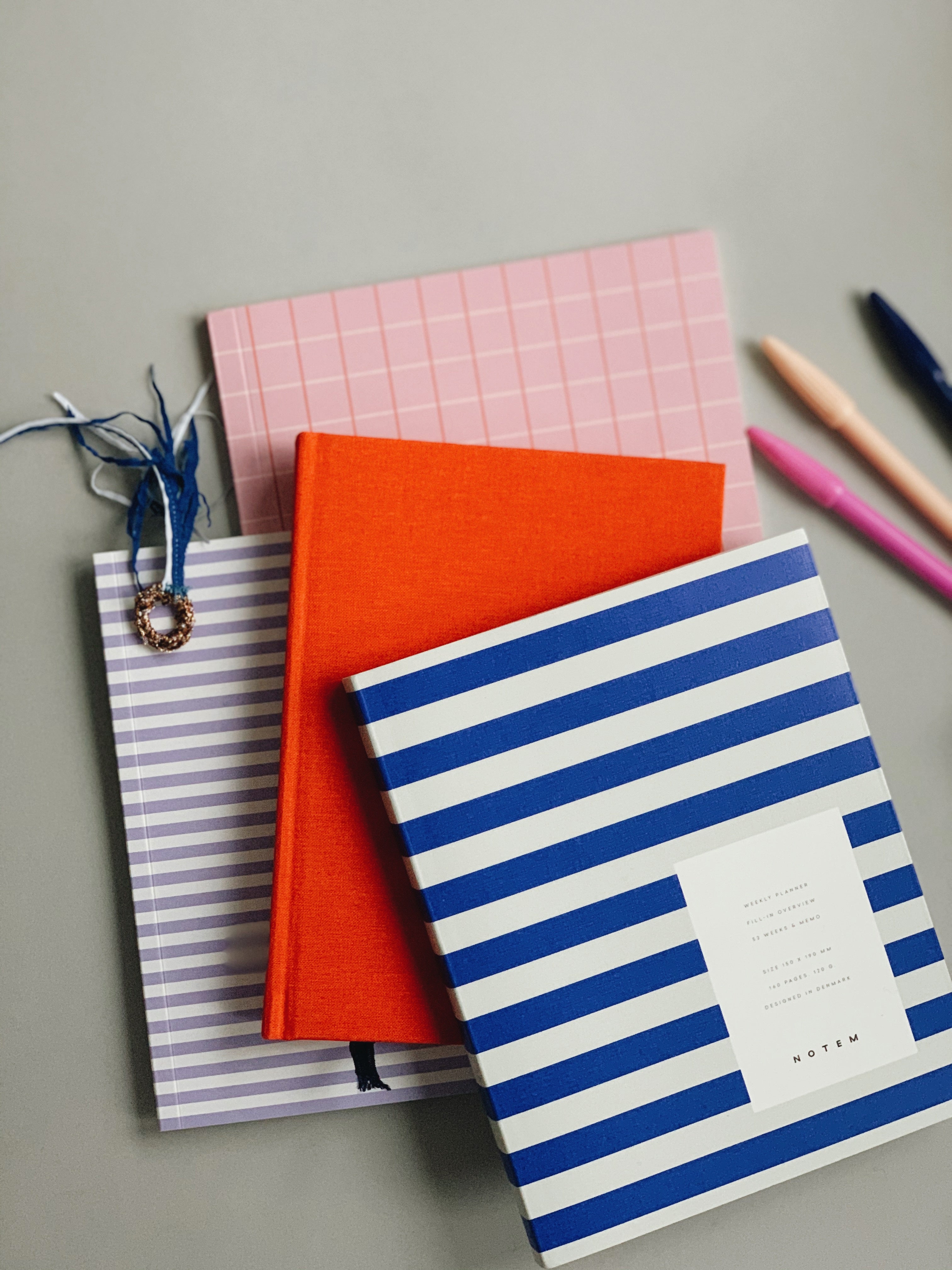 VITA notesbog, medium - Rose Grid